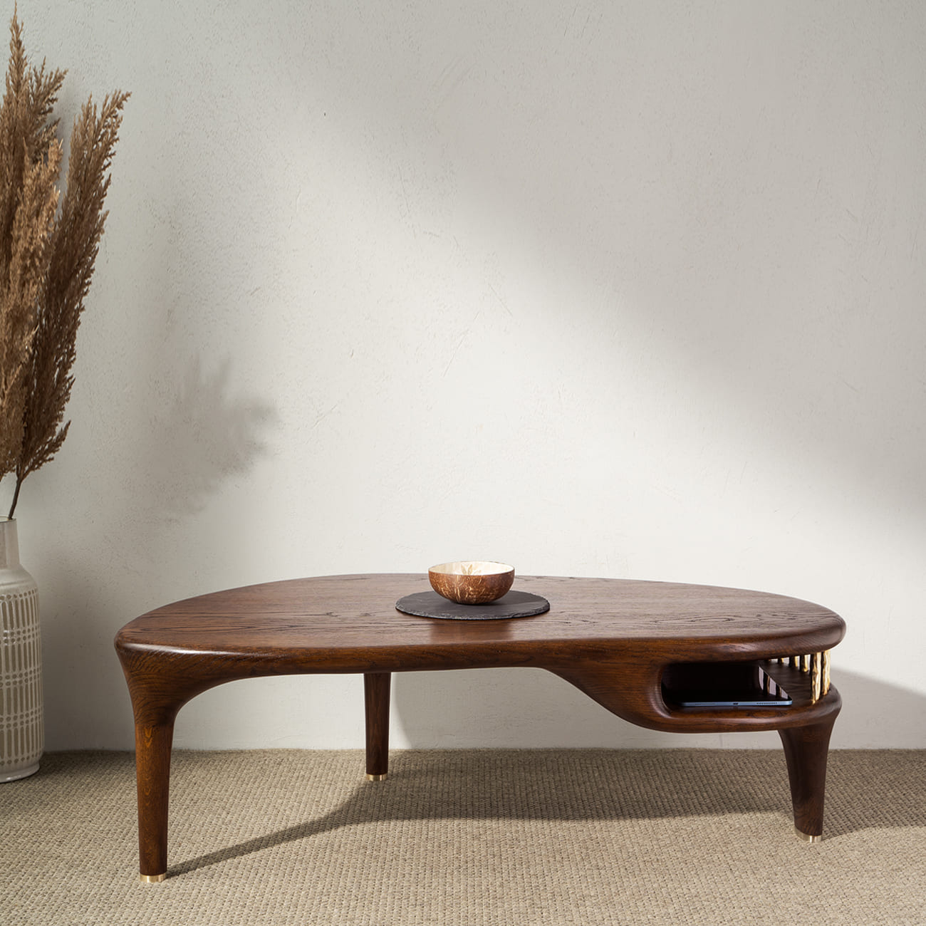 biomorphic-coffee-table-craftsmanship