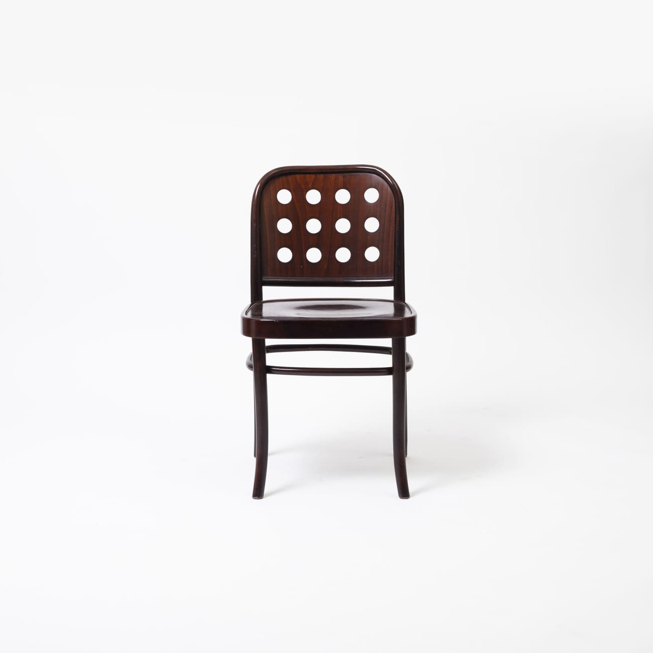 fameg-chair-90