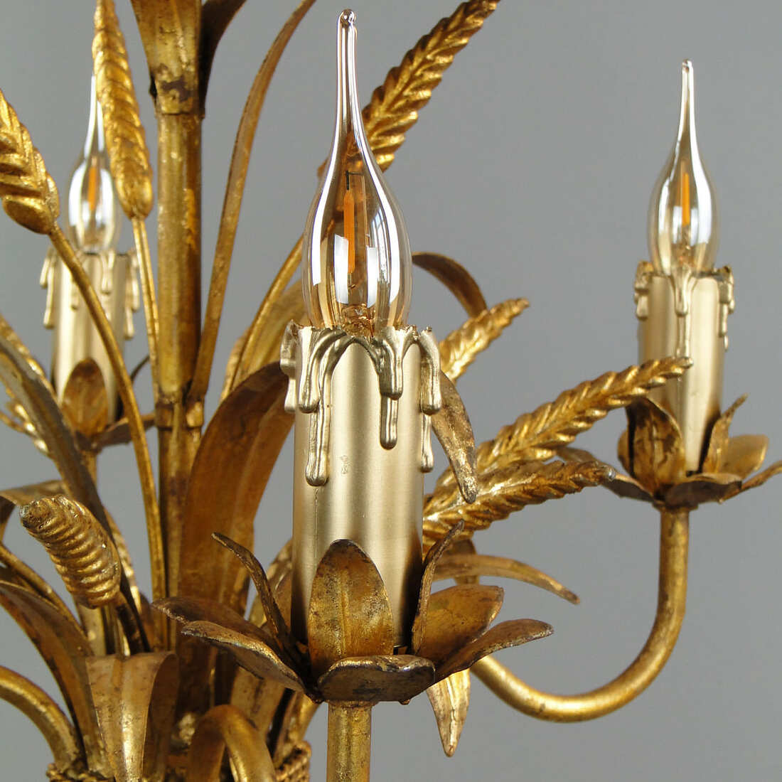 hollywood-regency-gold-chandelier