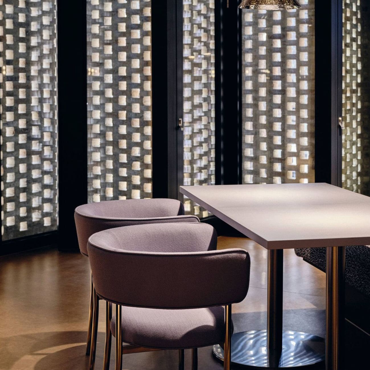 camel-leather-dining-chair-mobel-copenhagen