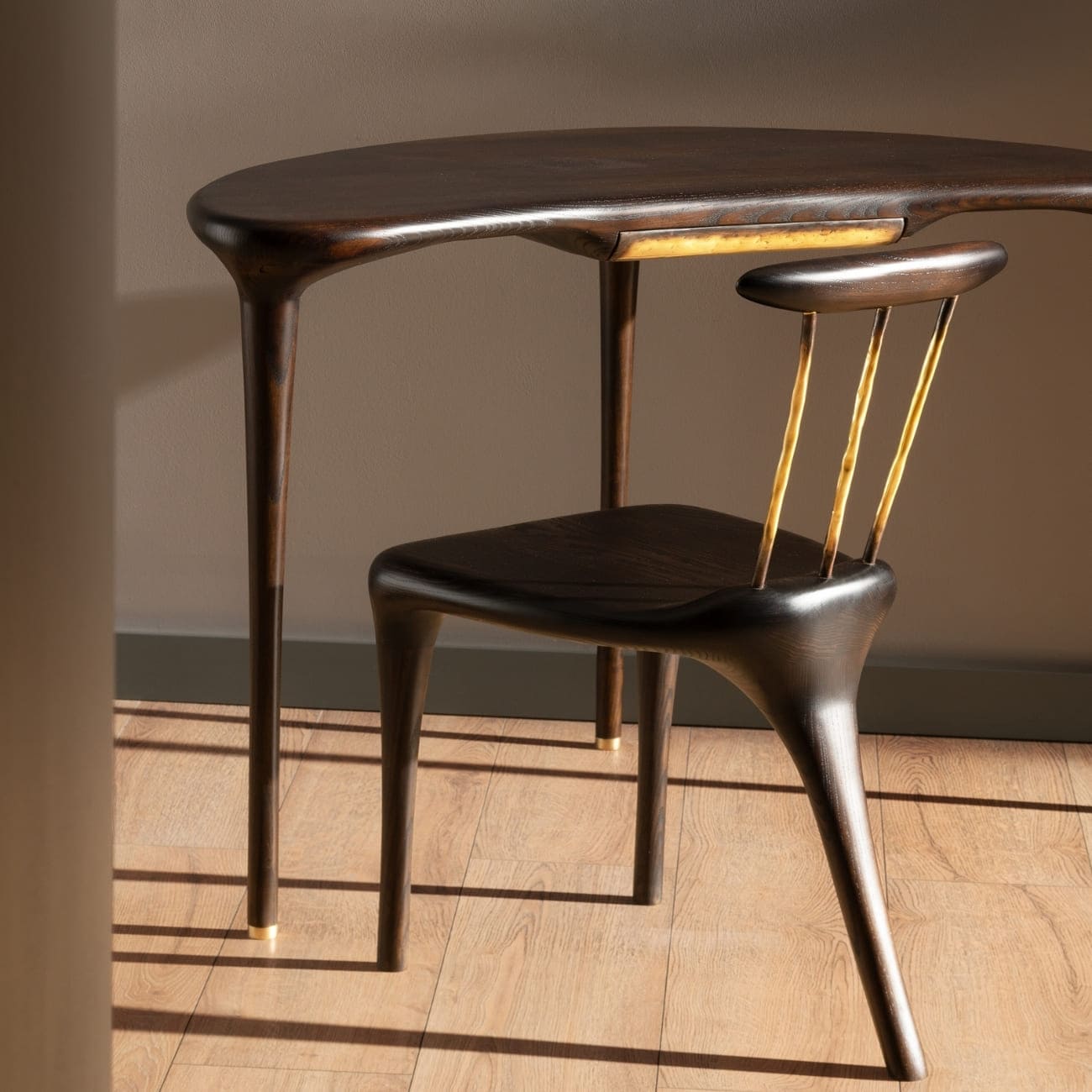 TD 01 desk by Tomasz Omachel Studio shown with seating, Polish collectible furniture