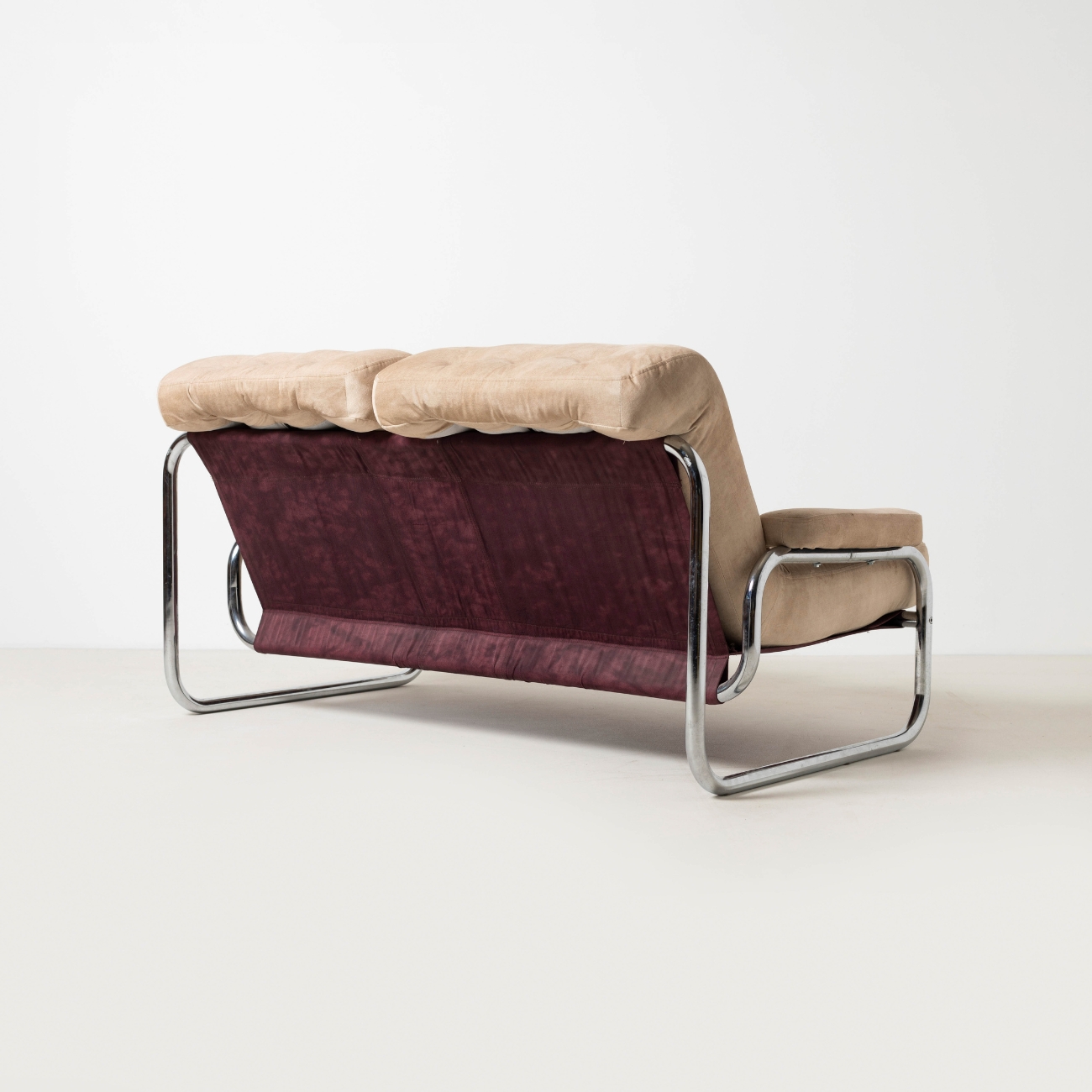 Borkum sofa, rear view.