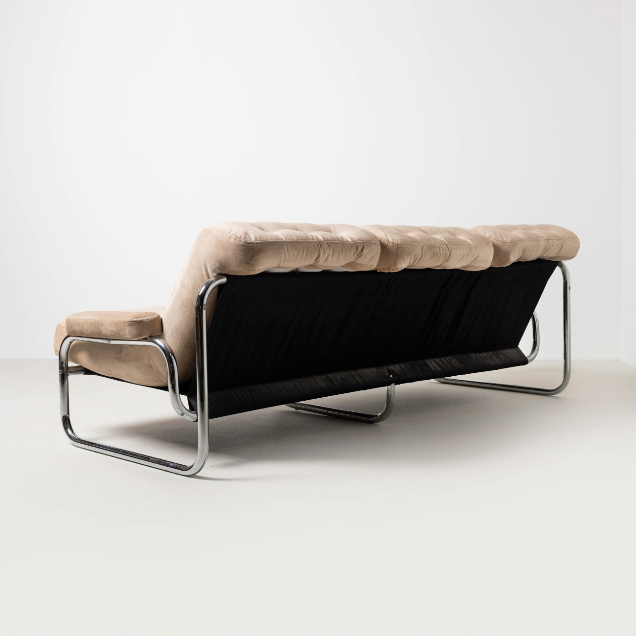 Borkum sofa, rear view.