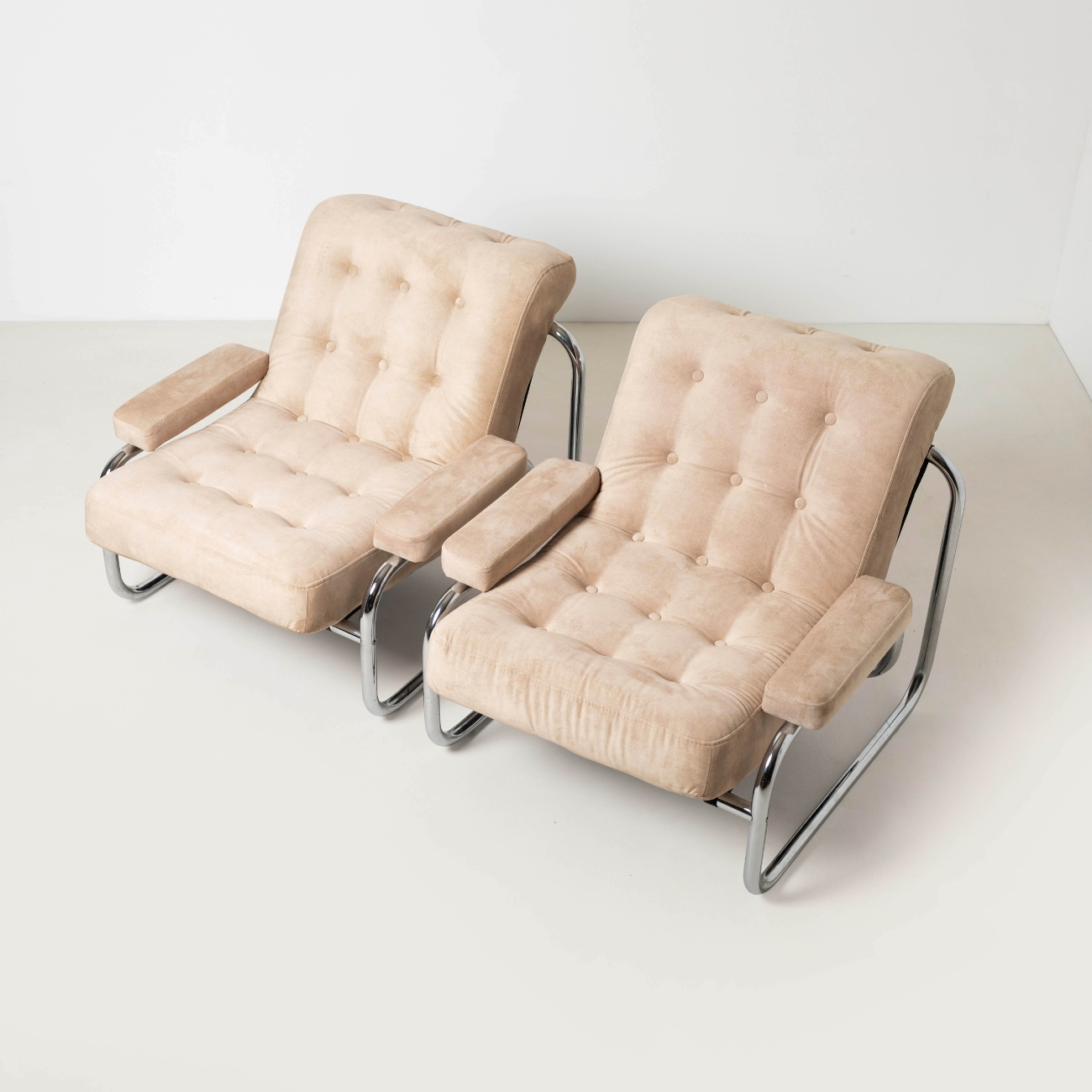 Set of Borkum lounge chairs, top view.