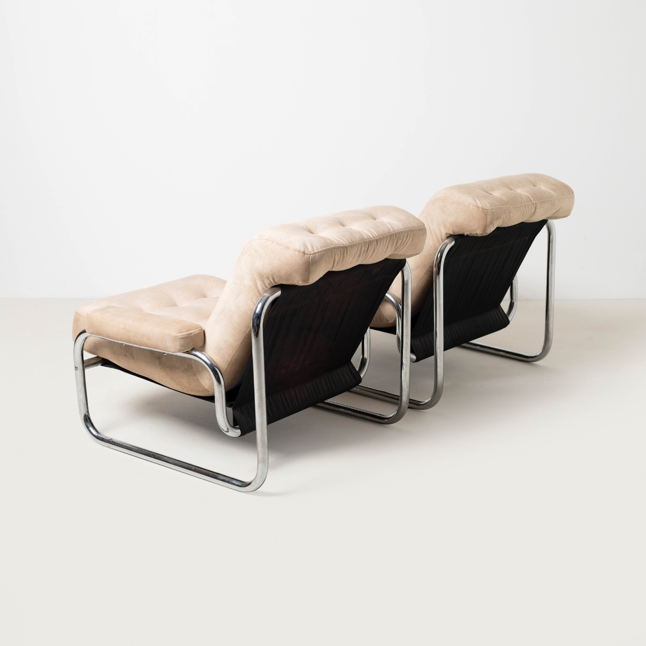 Borkum lounge chairs, rear view.