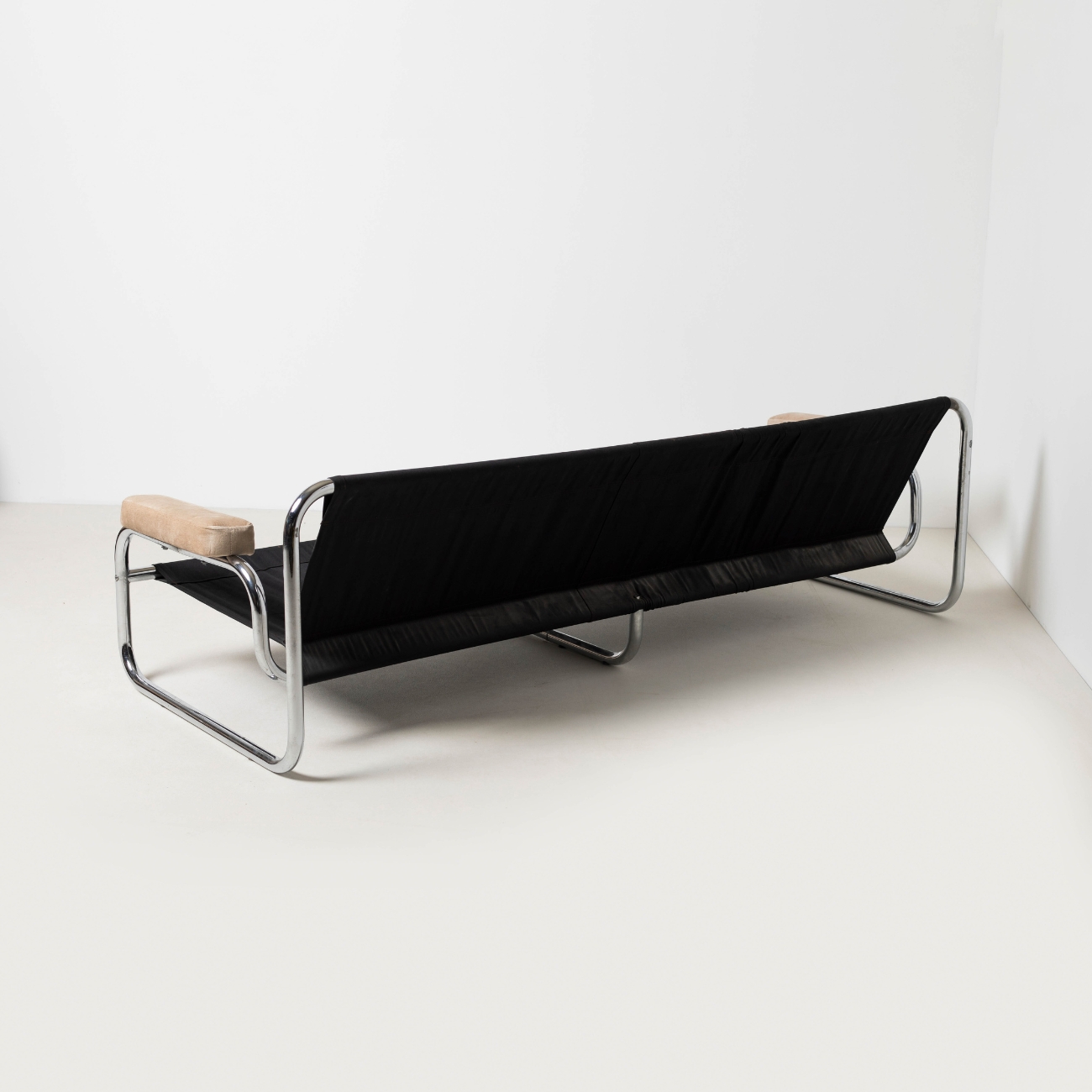 Borkum sofa, rear three quarter view.